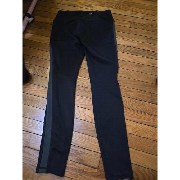 Arhleta Black fleece lined Leggings with Side Stripe and Zipper Pockets - Picture 2 of 2
